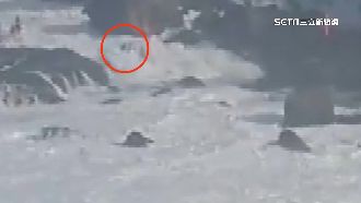綠島2遊客柚子湖觀浪落海　海巡搶救