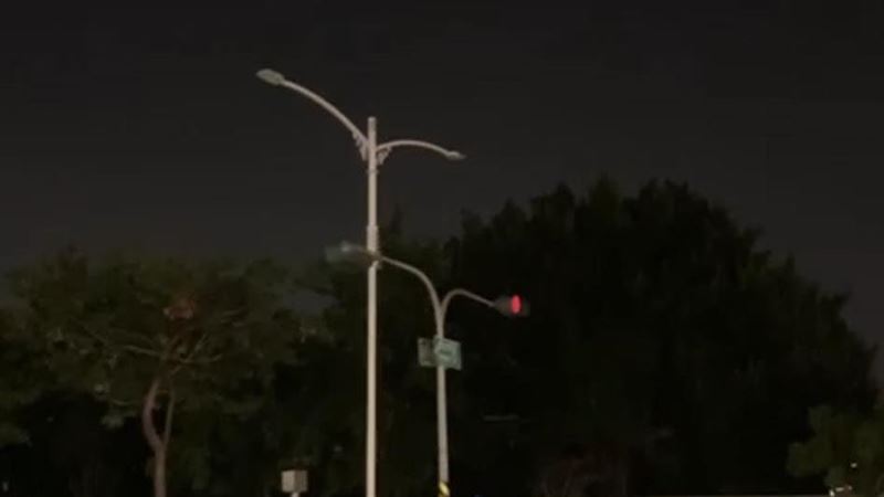 高雄多路段路燈停電　台電緊急搶修中