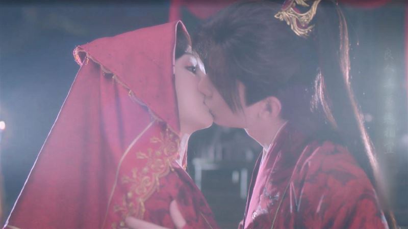 中國男星古服婚禮照曝光　深情甜接吻