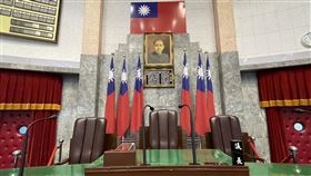 民主時刻館將開放議長席供遊客參觀（2）9月17日是全國古蹟日，立法院民主時刻館將首度且僅限當天，開放省議會議事堂的議長席供遊客參觀、拍照。（立法院中南部服務中心提供）中央社記者蘇木春傳真  111年9月14日