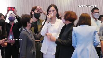 台佳麗受中國打壓禁上台　主辦方致歉