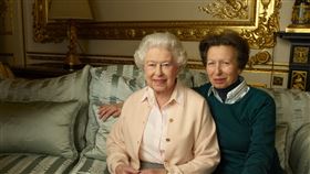 英國,女王,伊麗莎白二世,安妮公主https://www.facebook.com/photo/?fbid=639179634433126&set=a.595046602179763