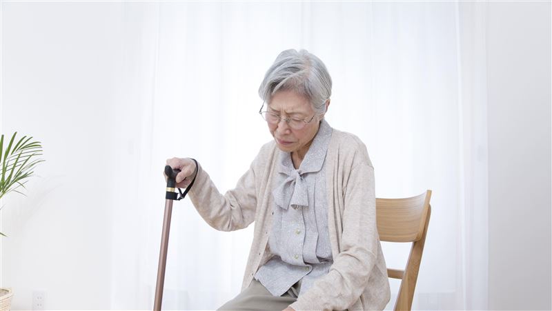 長輩多愁善感？研究：年長者易受負面影響