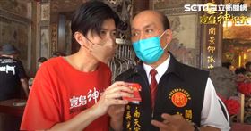 ▲南天宮發放加持過的小神衣。（圖／寶島神很大）