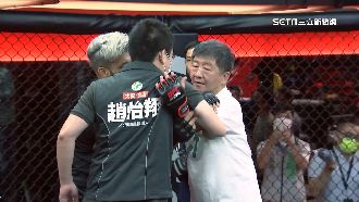 陳時中現學現賣防身術「撂倒」趙怡翔