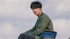 《海岸村恰恰恰》金宣虎。（圖／Netflix提供）