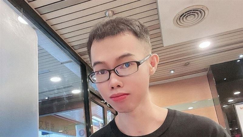爆與她結婚生子　鄧佳華又惹事被罵翻