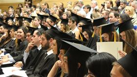 大學生，學霸。（圖／PIXABAY）