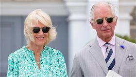 查爾斯登基為英國國王查爾斯三世，英國人民也迎來新王后卡蜜拉。（圖／翻攝自The Royal Family臉書）