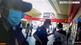 北市林男搭乘捷運淡水線時，不慎誤觸包包內防狼噴霧遭裁罰1萬元。（圖／翻攝畫面）