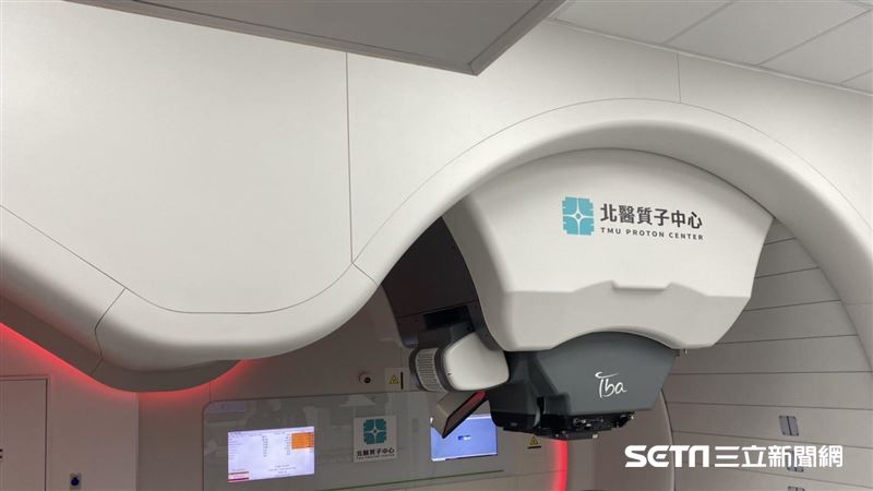 男肺癌轉腦部　質子治療成功控制腫瘤