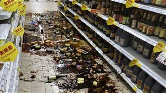 晚間6.4強震　台東大潤發災情曝光