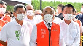行政院長蘇貞昌今（18）日上午出席「嘉義縣中埔產業園區動土典禮」受訪。（圖／行政院提供)