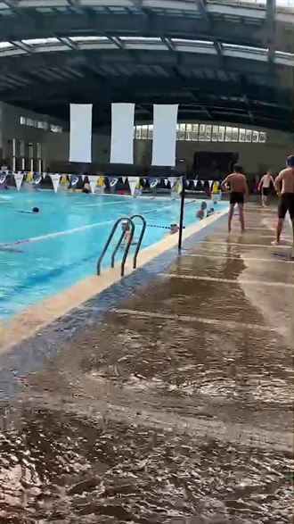 新／強震又來！嘉縣泳池大量溢出