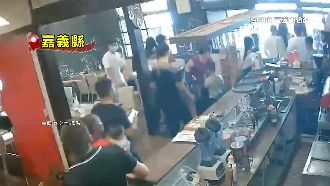 地震更可怕！鬼屋餐廳吃飯　民眾急逃