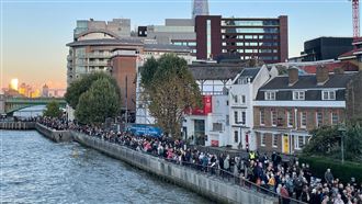 不再開放排隊！弔唁英女王隊伍達上限