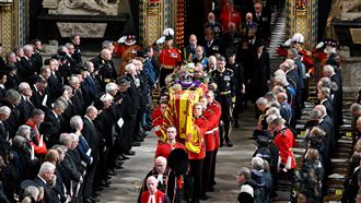 哀樂響起！英國女王國葬儀式落幕