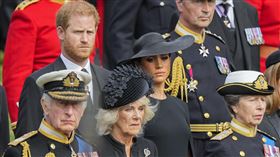 梅根淚流滿面。(圖／美聯社／達志影像)