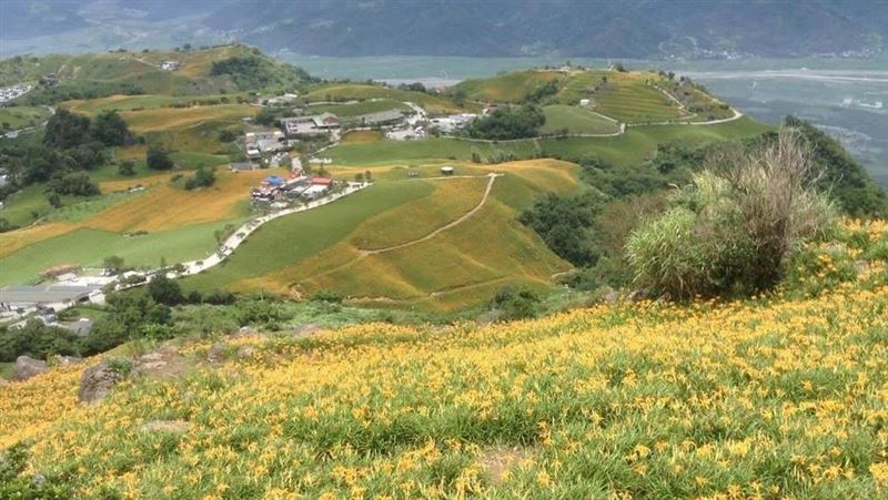 台灣東部的花蓮是難攻易守的地點。圖為位於花東縱谷的六十石山。（圖／資料照）