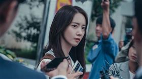 《黑話律師》潤娥。（圖／Disney+提供）