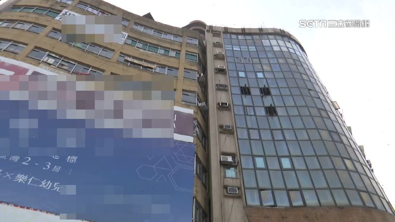 空屋震後緊貼鄰棟大樓　住戶恐慌