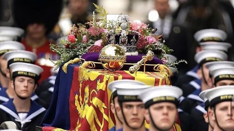 都英國女王「遺體保存」不一樣！還有爆炸