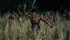 《女王》由奧斯卡得主薇拉戴維斯主演。（圖／索尼提供）