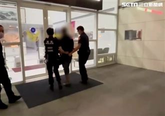 汐止暗夜巨響！惡嫌狂丟汽油彈落網畫面曝