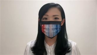 諷中華大學夜間部　高虹安鞠躬道歉了