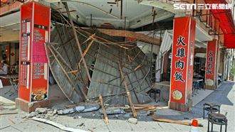 火雞肉飯吃一半急逃命　天花板突塌下來