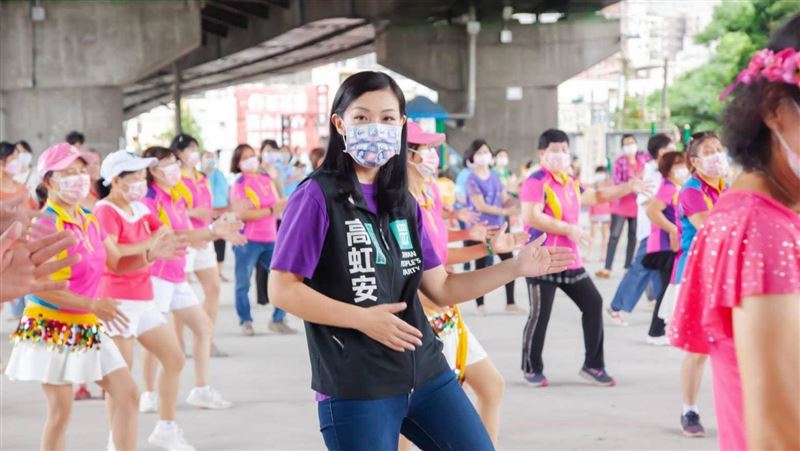 中華大學接受道歉挨酸：想當狗有啥辦法