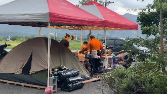 強震重創26年名店！屋主停車場搭帳棚度日