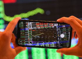 10月台股期指跌169點