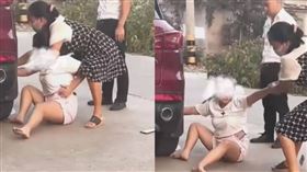 「嫌婆家太遠」不讓她嫁！女嘶吼爬向男友車…遭媽硬扯帶走（圖／翻攝自微博）