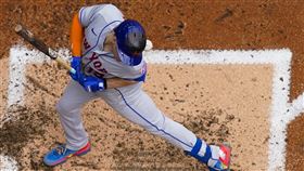 ▲大都會單季106次觸身球保送，刷新大聯盟紀錄。（圖／美聯社／達志影像）