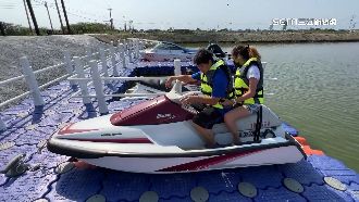 搶賺觀光財？魚塭開放玩水上活動恐觸法