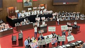 0923國民黨團杯葛，藍綠互相喊話（圖／記者高逸帆攝影）