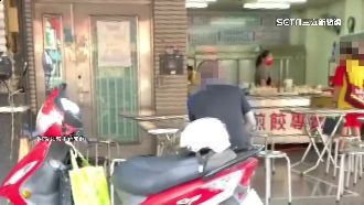 中年男疑似偷拍女學生　裝忙打視訊