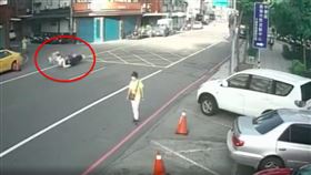 中壢,車禍,摩托車,母女（圖／翻攝自臉書《內壢大小事》）