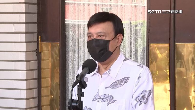 喪女又小中風　余天坦承：頸動脈堵塞