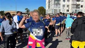 俄羅斯人在動員令下達後，仍有大批民眾參加路跑活動。（圖／裴凡強授權提供）