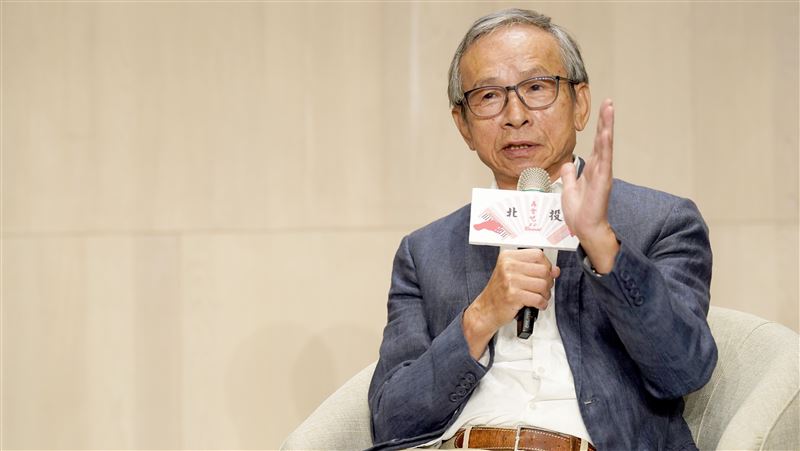 孫子用奶音喚阿公　吳念真驚吐50年人生