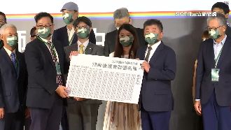 300律師相挺！陳時中後援會成立拔樁成功