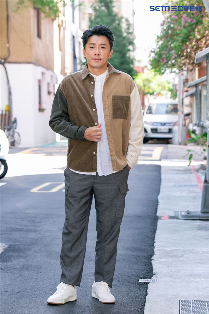 段鈞豪三立新聞網專訪。（圖／記者楊澍攝影）