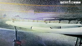 南投男子在別人小客車後黨雨刷塗快乾，毀損判刑。（圖／民眾提供）