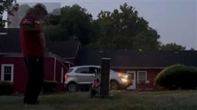 媽媽墳墓每天被人大小便 兒怒裝監視器緝凶…竟是「他」幹的