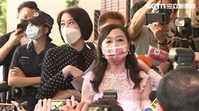 周玉蔻，王鴻薇互槓