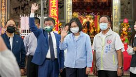 蔡英文總統，民進黨台北市長參選人陳時中，萬華廣照宮。（圖／陳時中競辦提供)