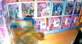 娃娃機(圖/翻攝畫面)