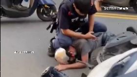 A帥警壓制嫌1200